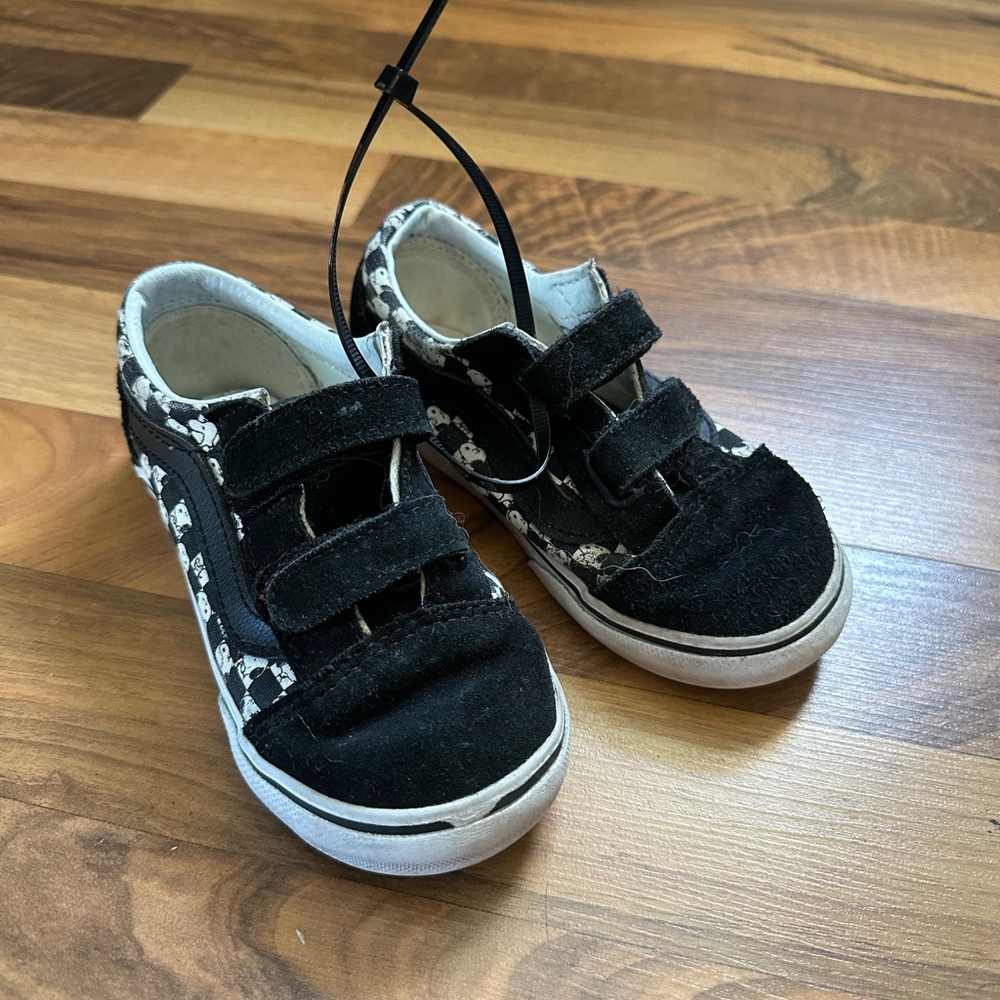 Peanuts Vans Sneakers